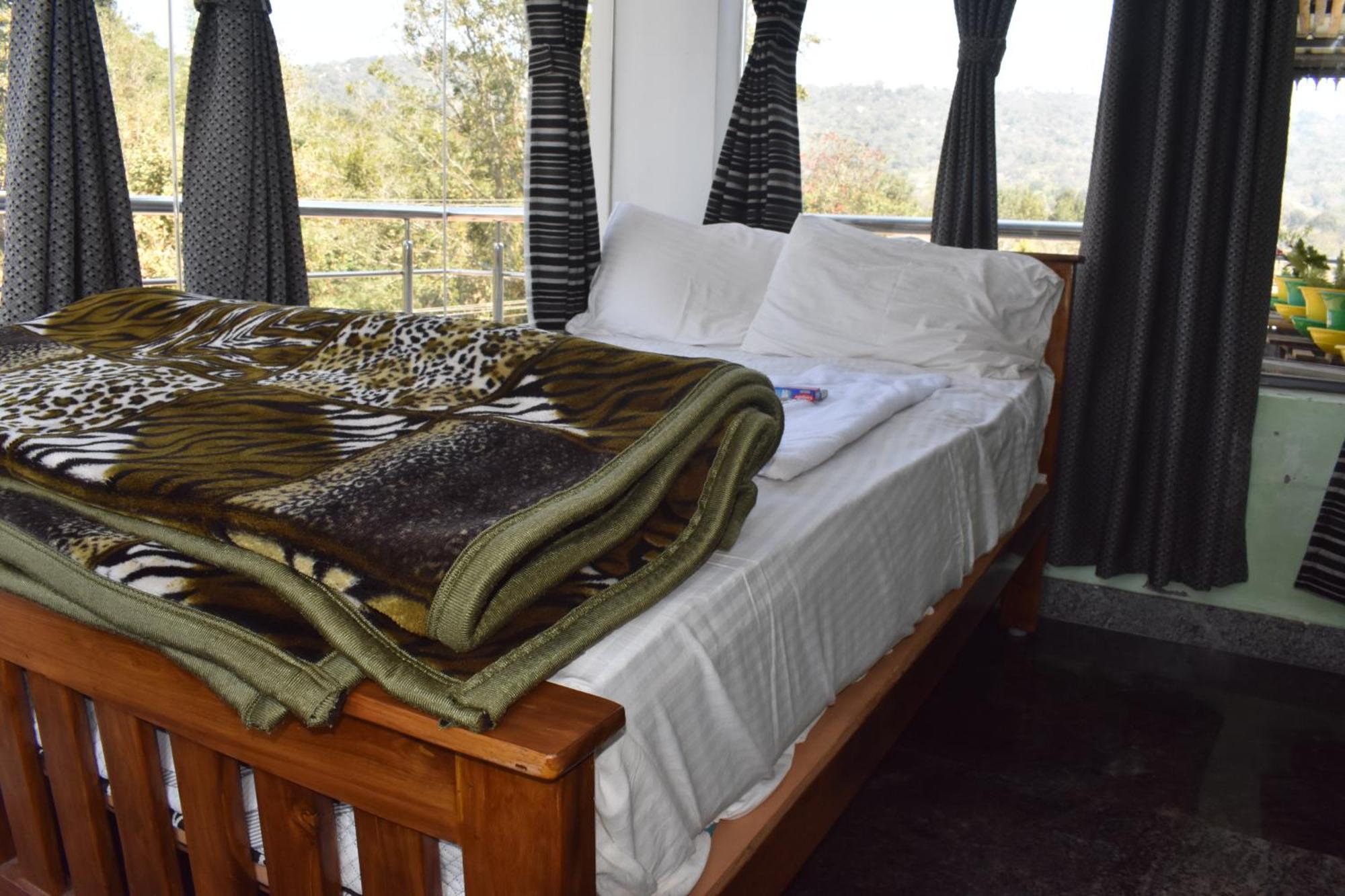 Yelagiri Goldhill Resort Zewnętrze zdjęcie