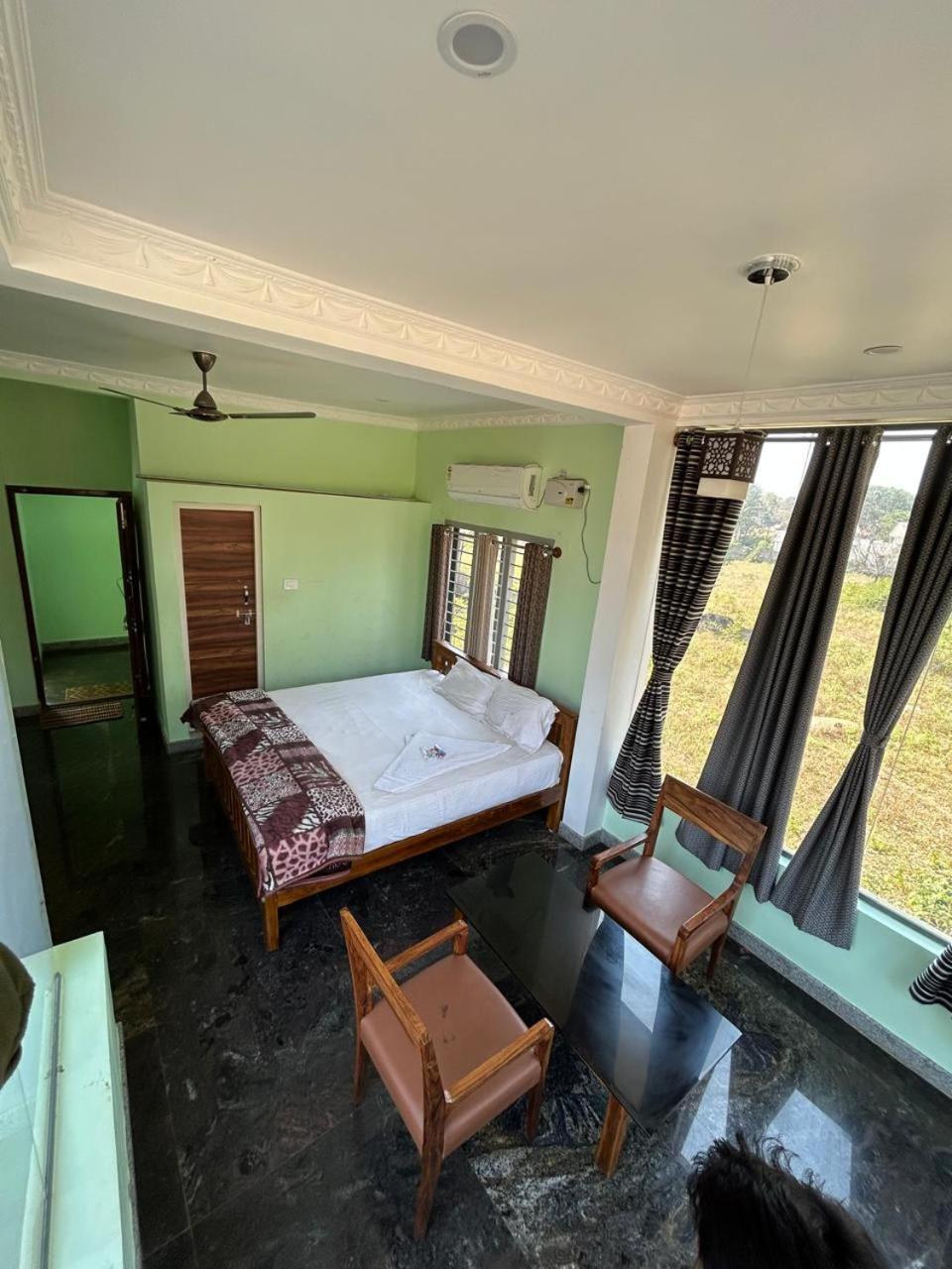 Yelagiri Goldhill Resort Zewnętrze zdjęcie