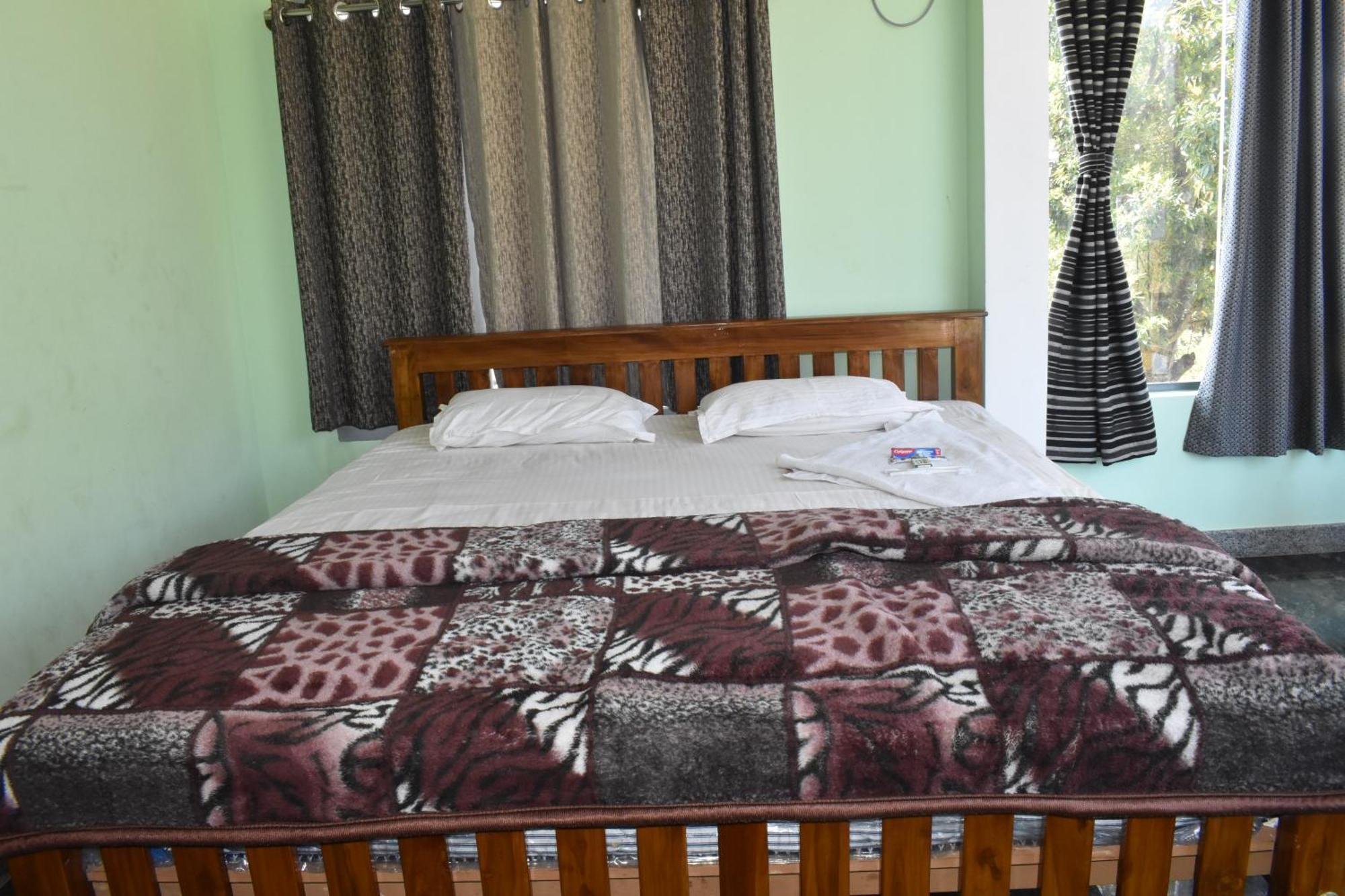 Yelagiri Goldhill Resort Zewnętrze zdjęcie