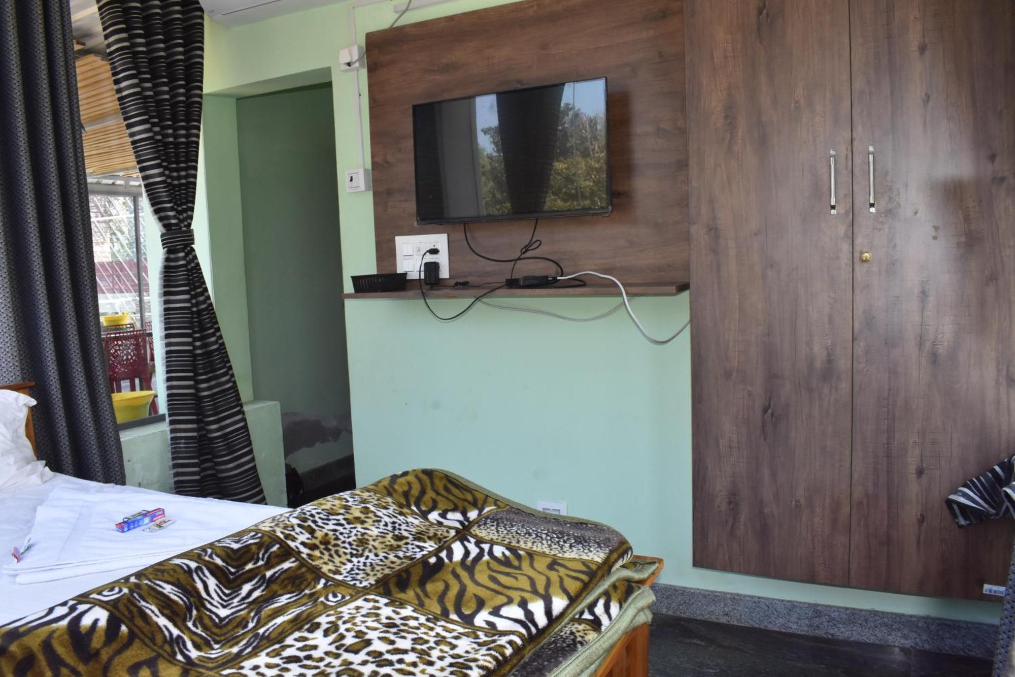 Yelagiri Goldhill Resort Zewnętrze zdjęcie