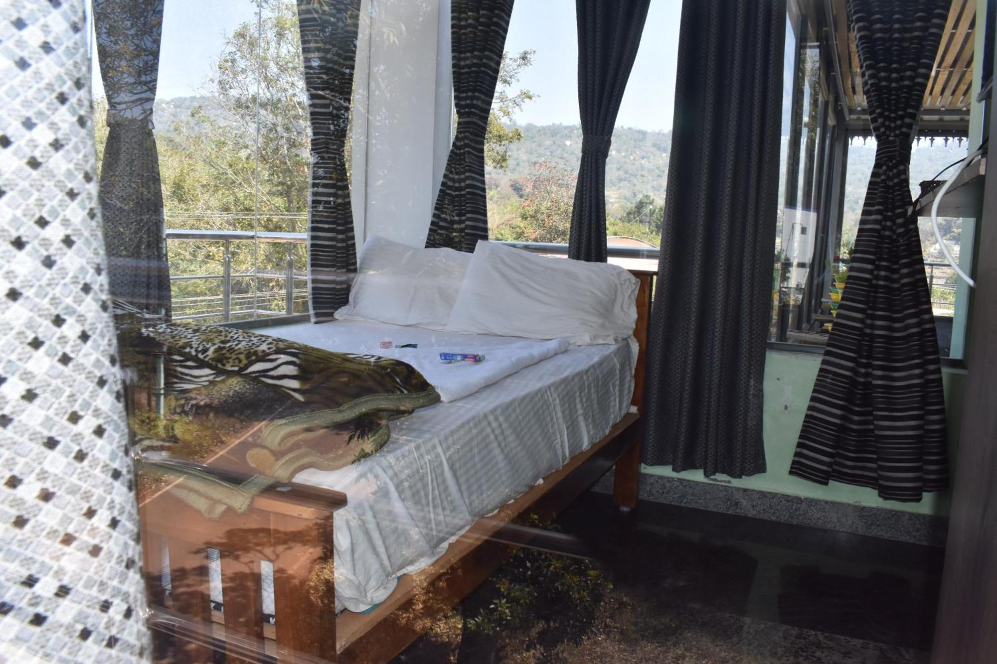 Yelagiri Goldhill Resort Zewnętrze zdjęcie