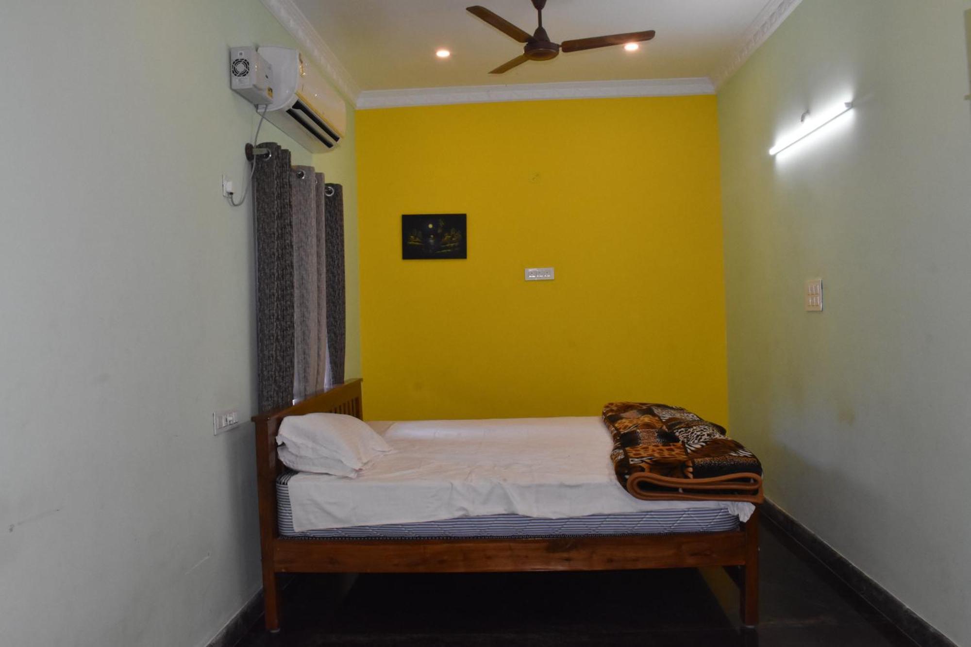 Yelagiri Goldhill Resort Zewnętrze zdjęcie